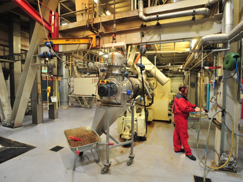 A Leading animal feed manufacturer upgrades their - SCADA, PLC & MCC